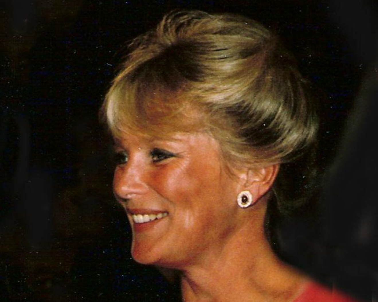 Linda Evans at Carousel Ball in Denver - 1995