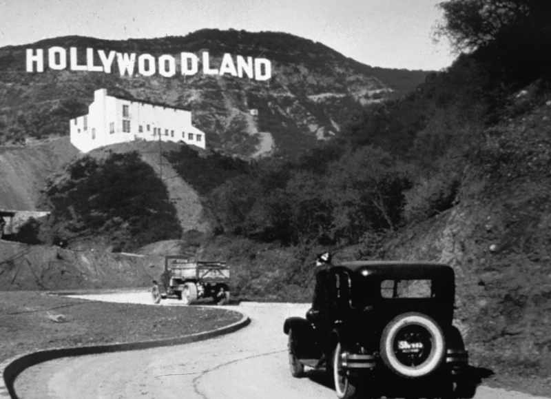 Hollywoodland Sign