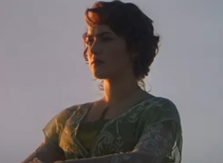 Screenshot from the film Titanic (1997)