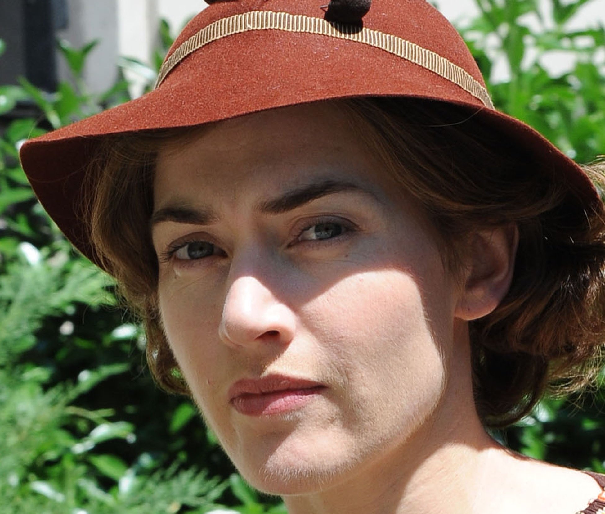 Kate Winslet on location film shoot for Mildred Pierce