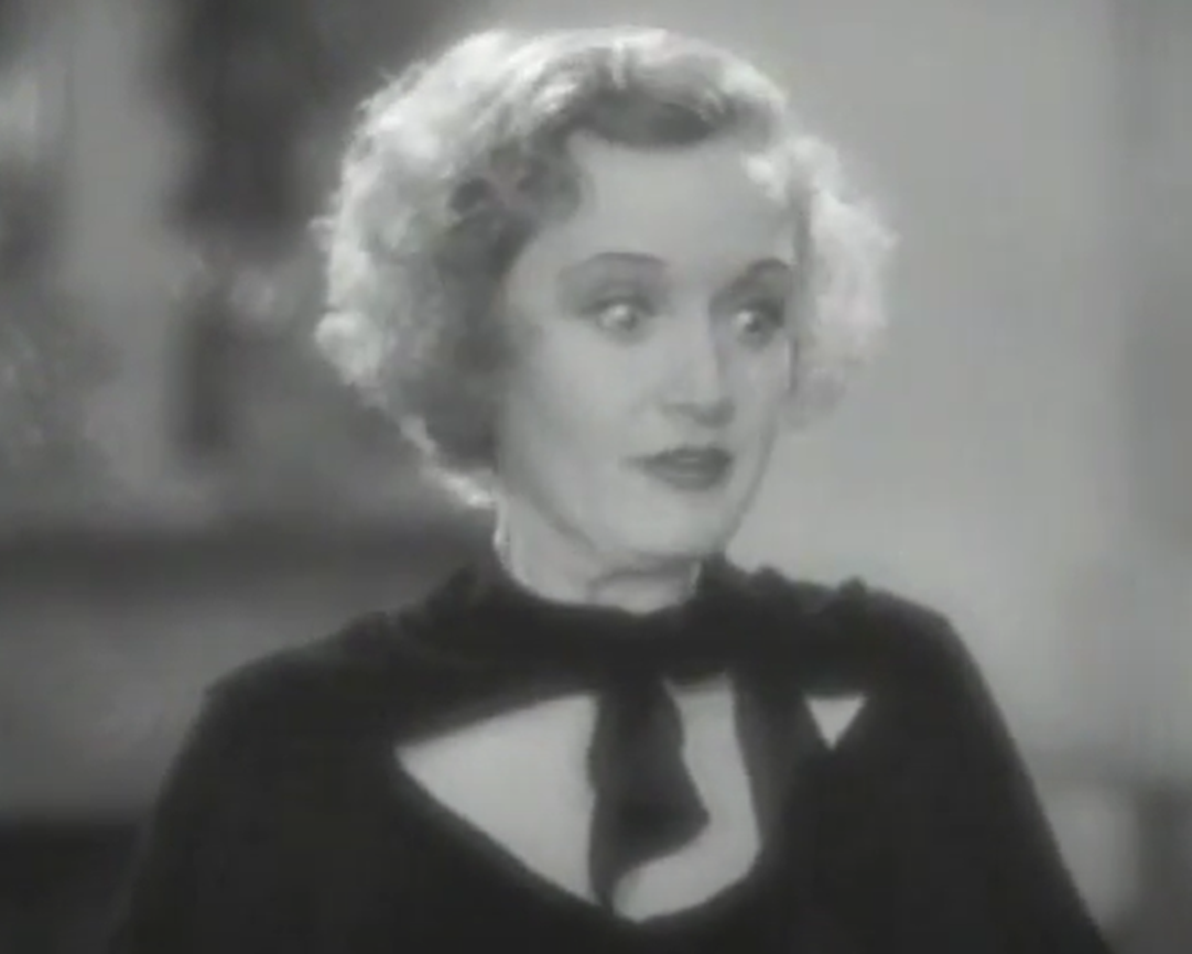 Screenshot of Billie Burke from Dinner At Eight (1933)
