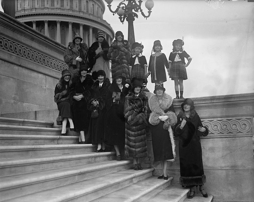 Group of woman posing for a photo 1900s