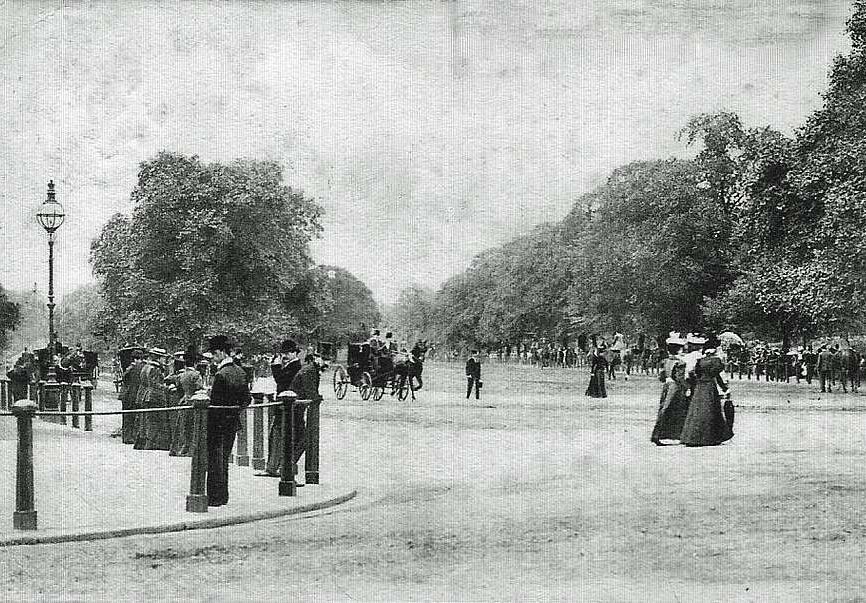 Hyde Park postcard