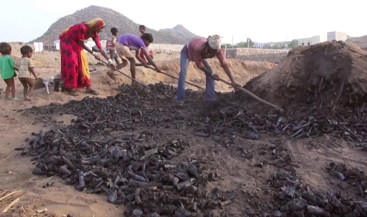 They Sell In Wholesale