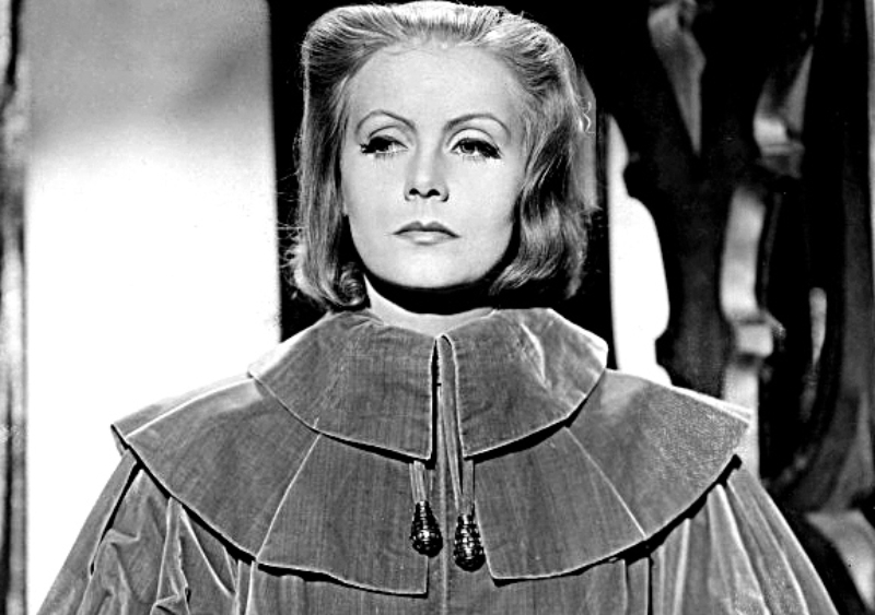 Garbo in  Queen Christina