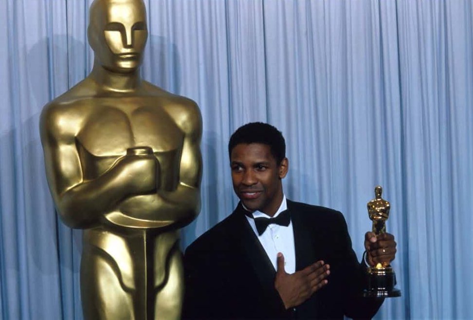 Denzel Washington at 62nd Academy Awards Backstage Photo Session