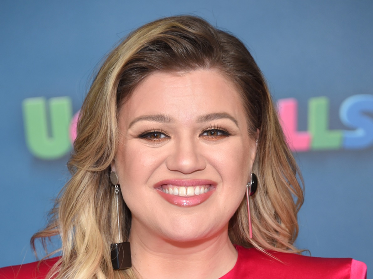 Kelly Clarkson arrives for the STXfilms' 