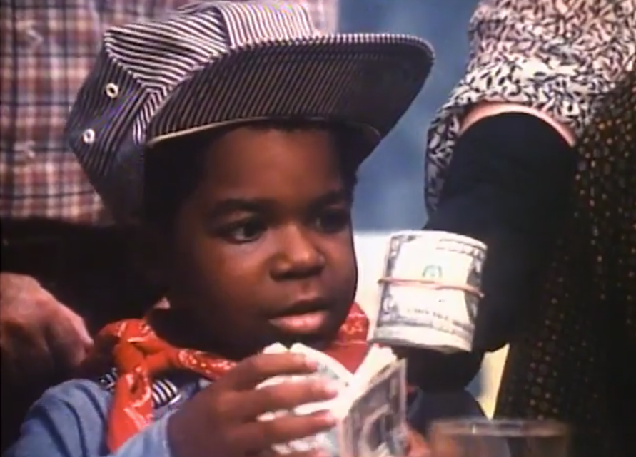 Screenshot from the movie On the Right Track (1981)