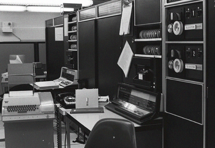 The first electronic message