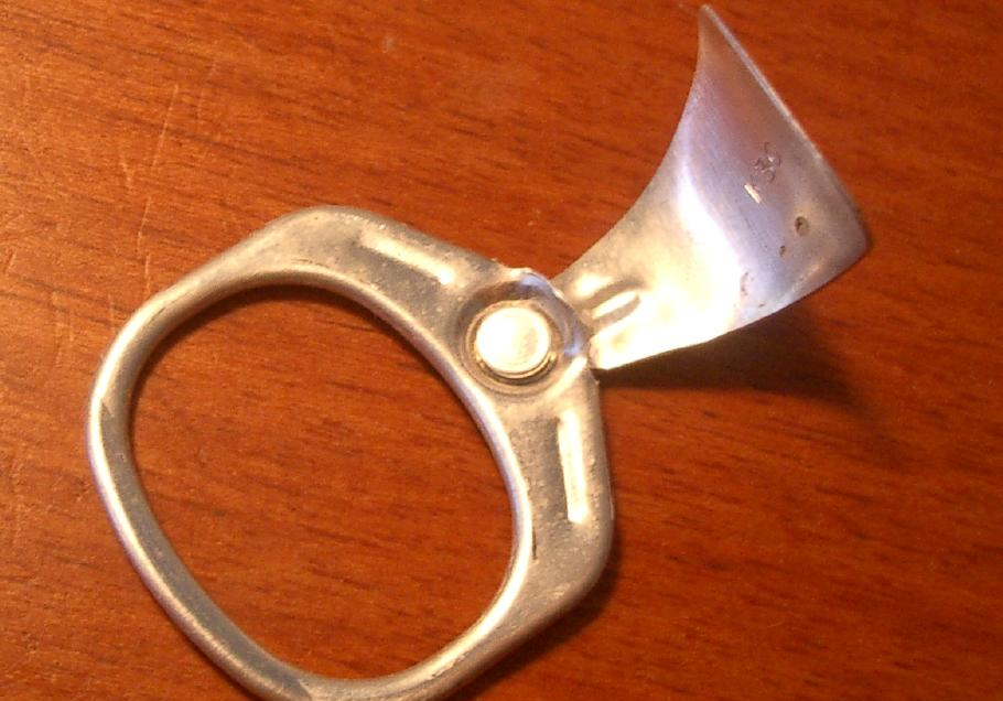 1970s Aluminium can ring pull