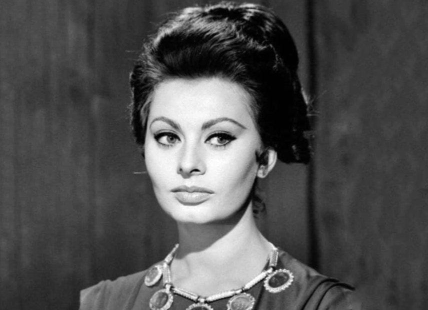 Sophia Loren during the filming of a movie
