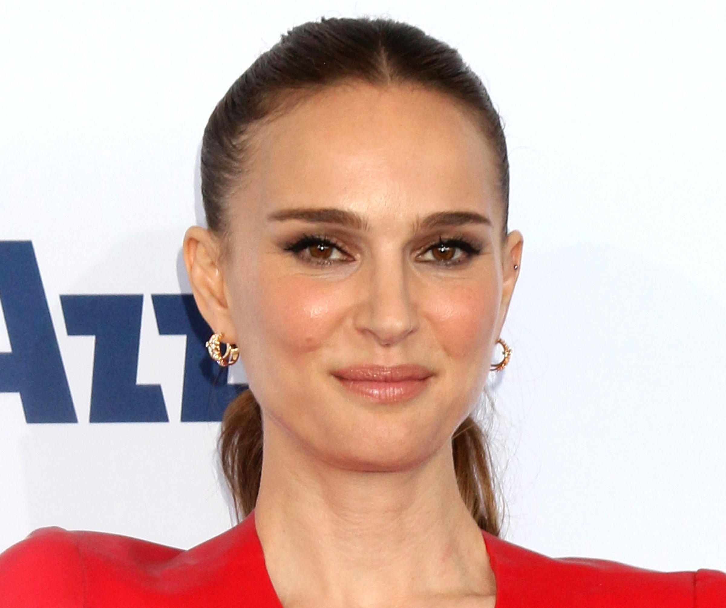 Natalie Portman at the 2024 Film Independent Spirit Awards