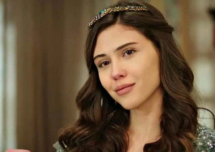 A screenshot of the TV Show Magnificent Century: Kosem