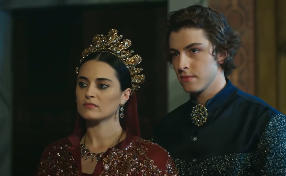 A screenshot of the TV Show Magnificent Century: Kosem