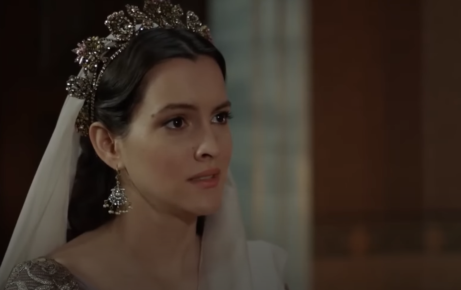 A screenshot of the TV Show Magnificent Century: Kosem