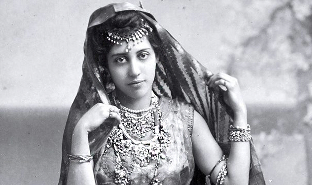 Sophia Singh Msn Single