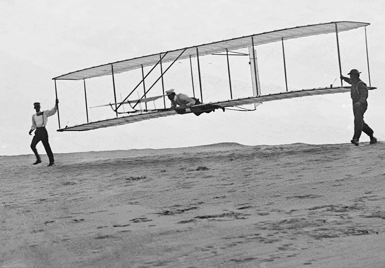 1902 Wright Brothers' Glider Tests 