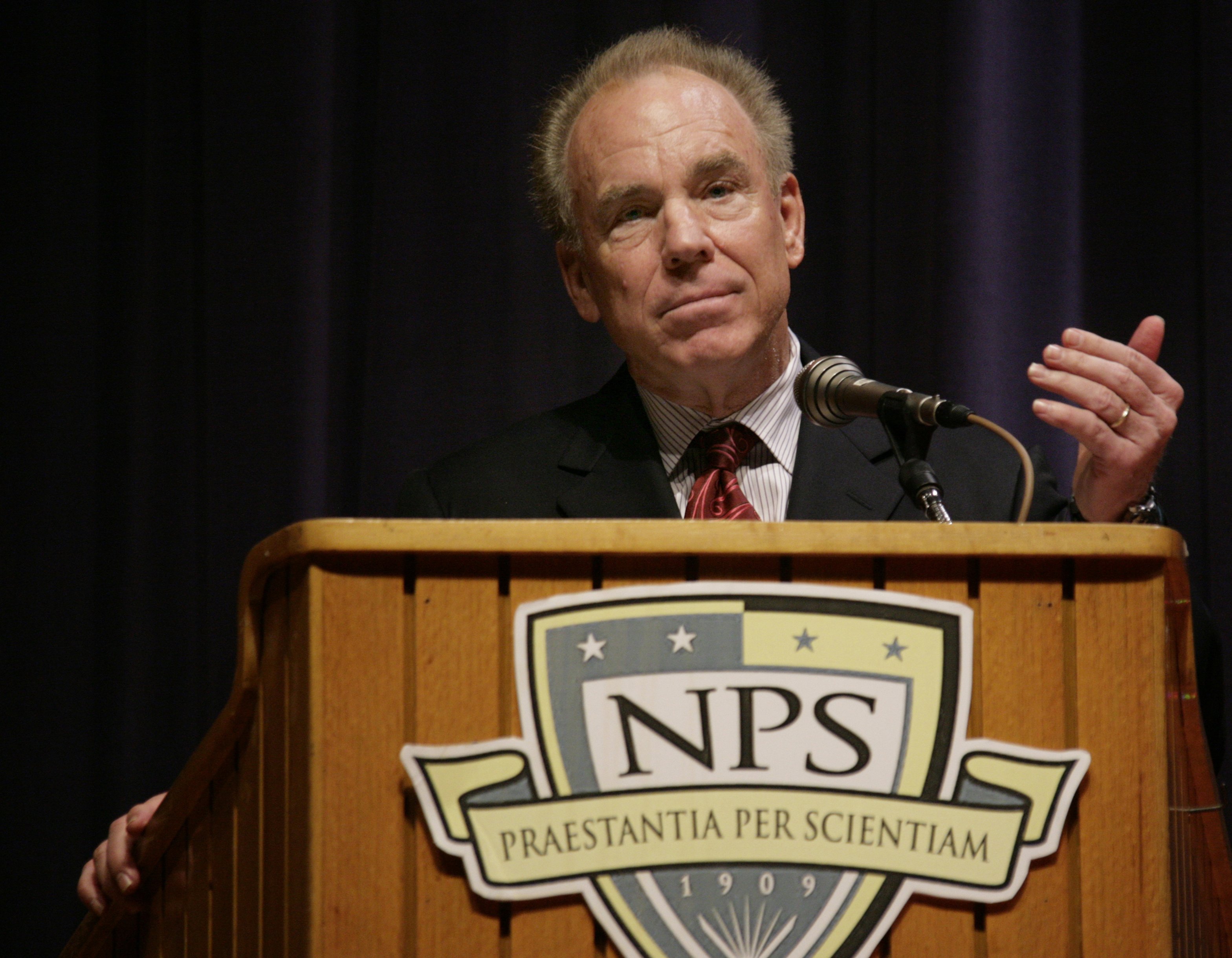 Roger Staubach giving a speech