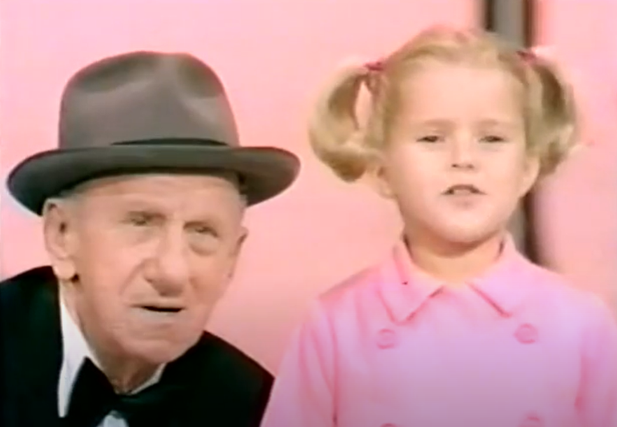 Screenshot of Anissa Jones from - The Hollywood Palace (1964-70)