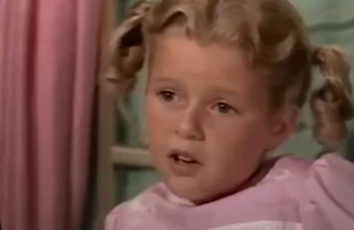 Screenshot of Anissa Jones (Buffy Davis) from - Family Affair (1966-71)