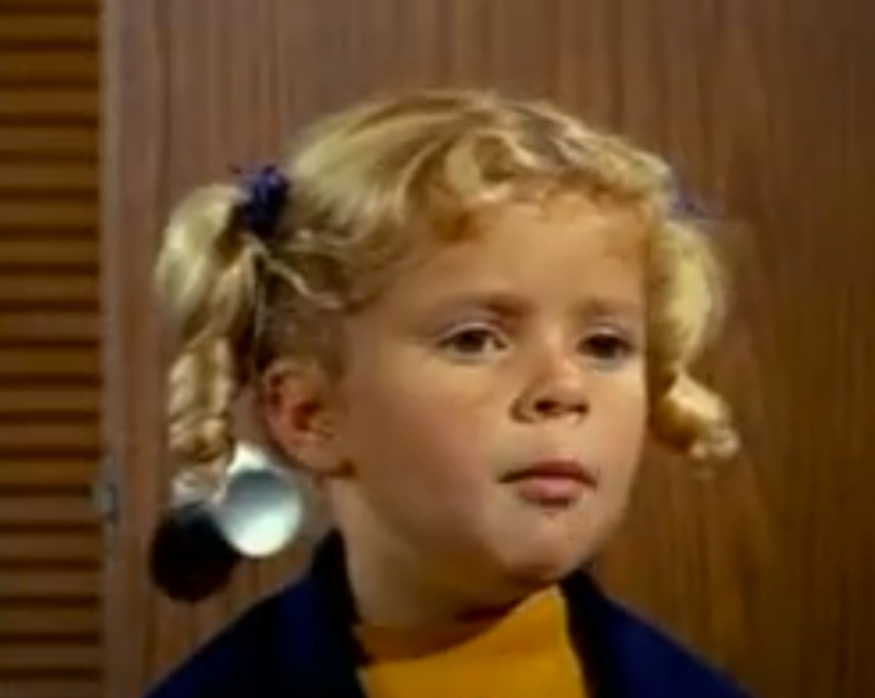 Screenshot of Anissa Jones (Buffy Davis) from - Family Affair (1966-71)
