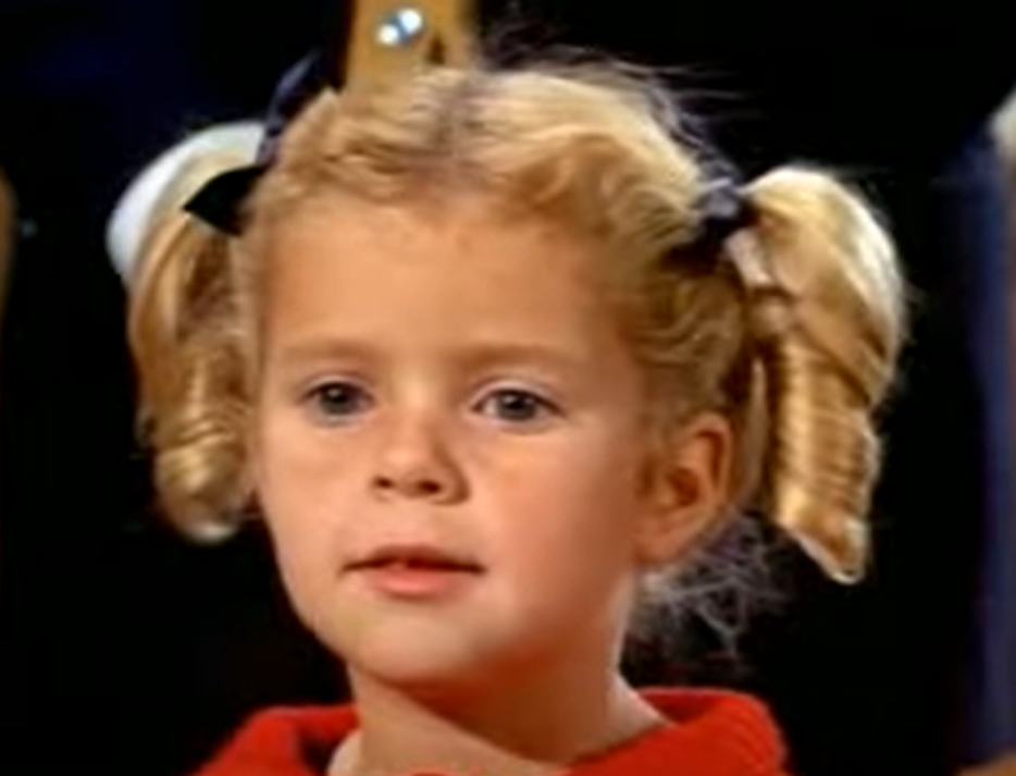 Screenshot of Anissa Jones (Buffy Davis) from - Family Affair (1966-71)