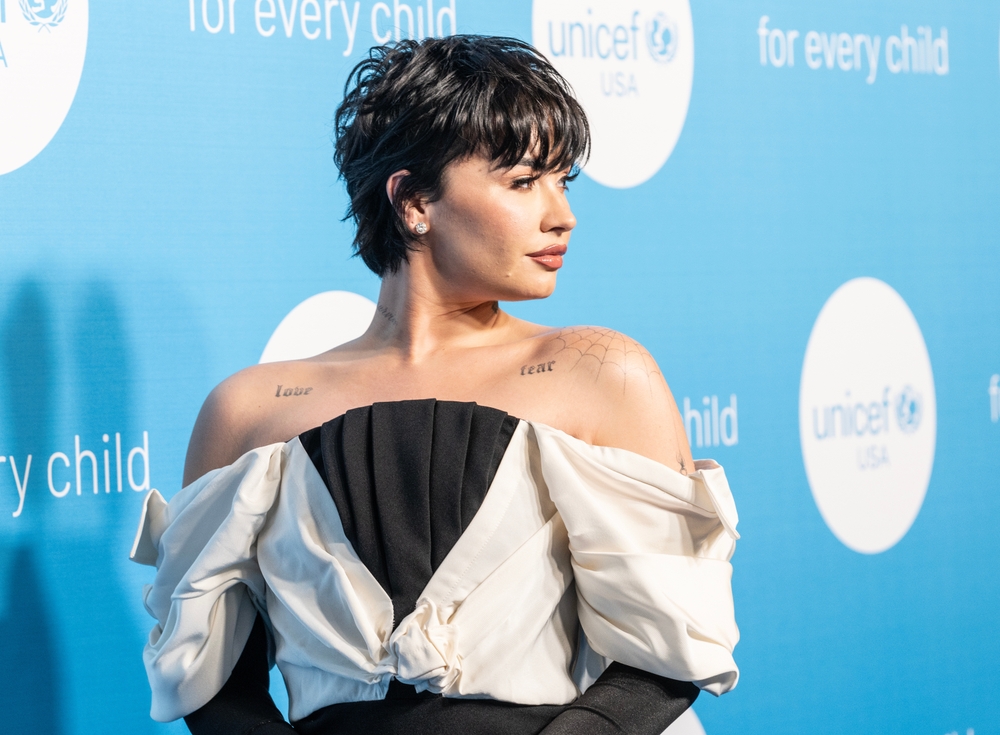 Demi Lovato attending UNICEF Gala