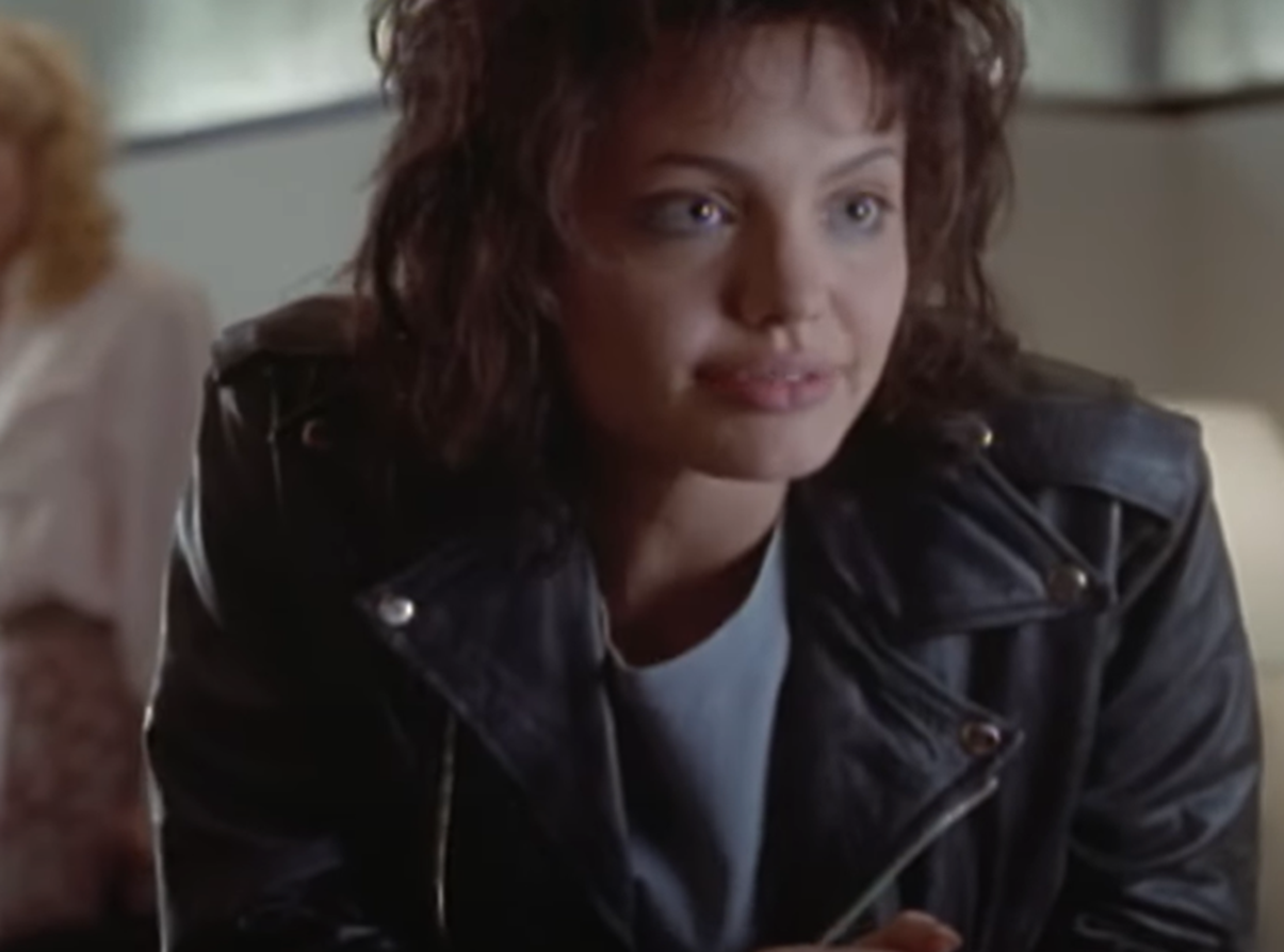 Screenshot of Angelina Jolie from - Gia (1998)