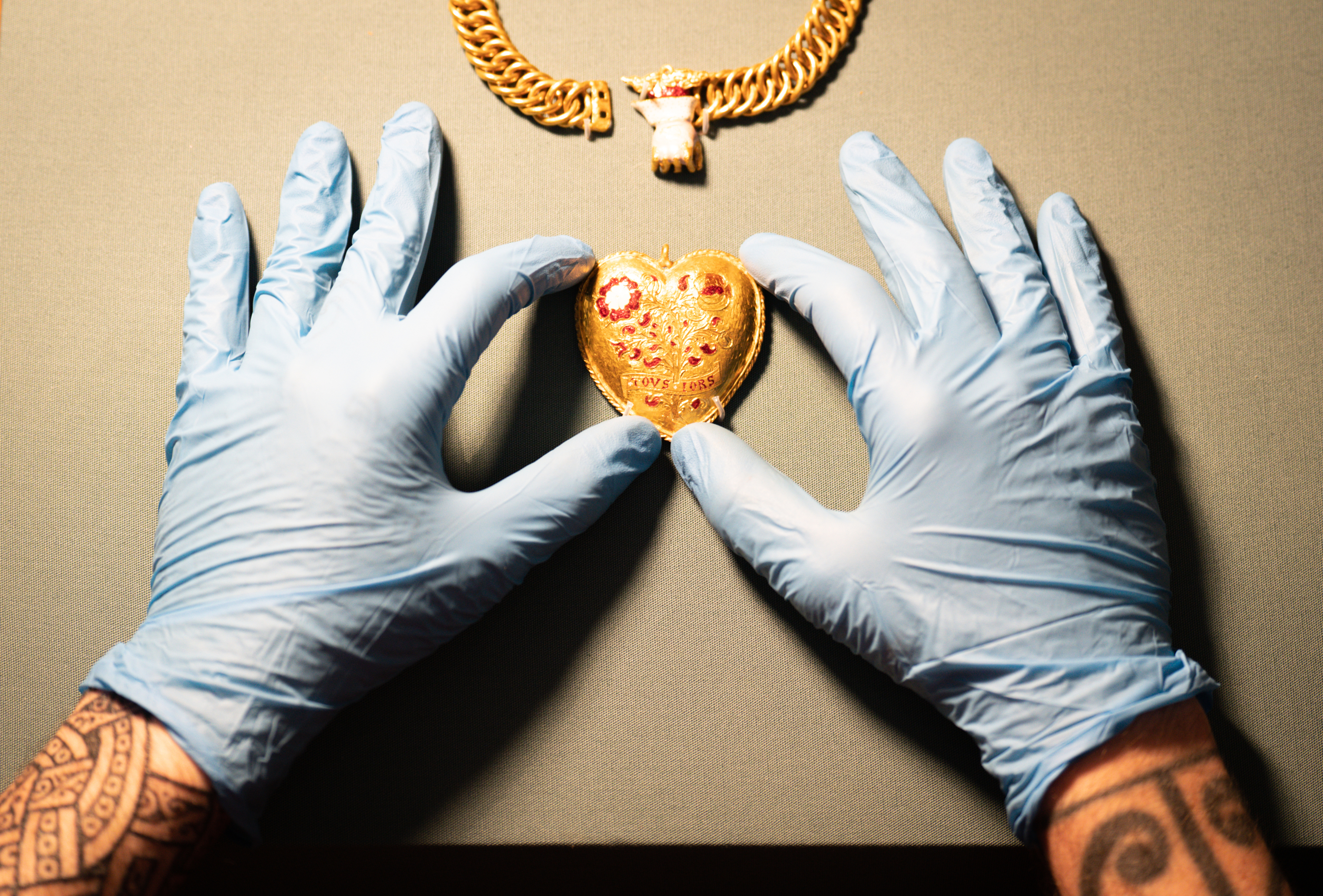 Tudor jewel, a chain with a pendant, associated with Henry VIII and his first wife, Katherine of Aragon