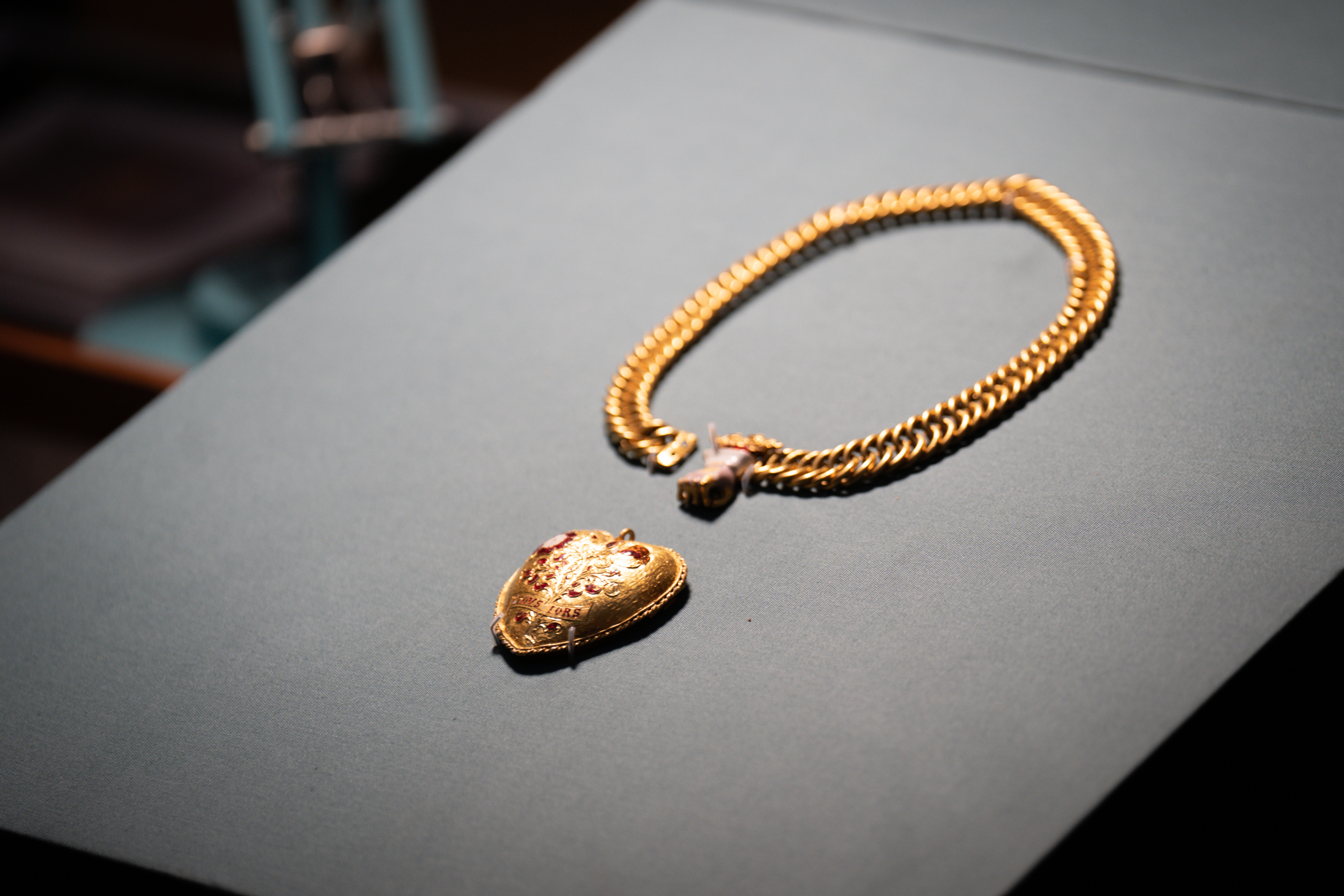 Tudor jewel, a chain with a pendant, associated with Henry VIII and his first wife, Katherine of Aragon