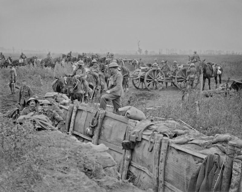 British 18-pounder battery taking up new positions