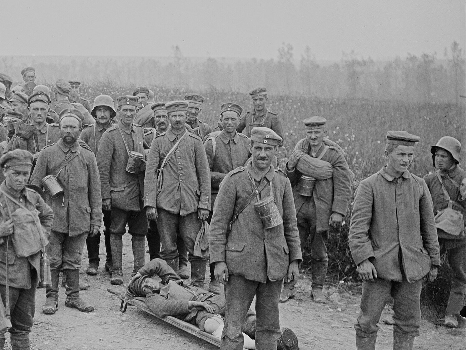 German prisoners guarded by the British soldiers (58th Division)