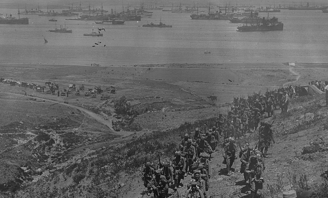 French troops land at Lemnos, 1915