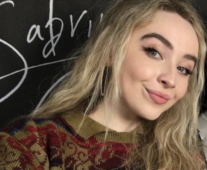 Portrait Photo of Sabrina Carpenter at Nottingham Arena