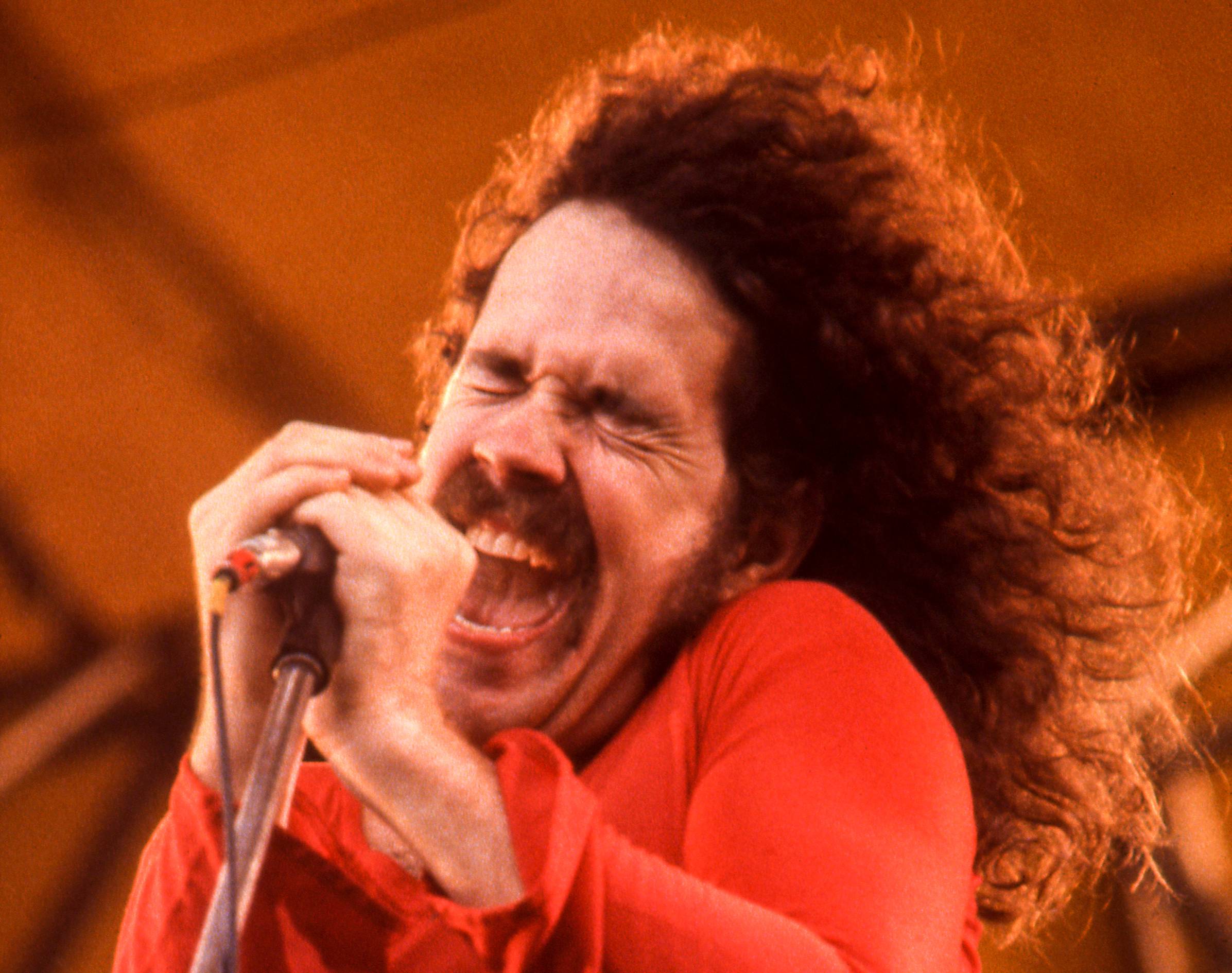 Brad Delp performs with Boston