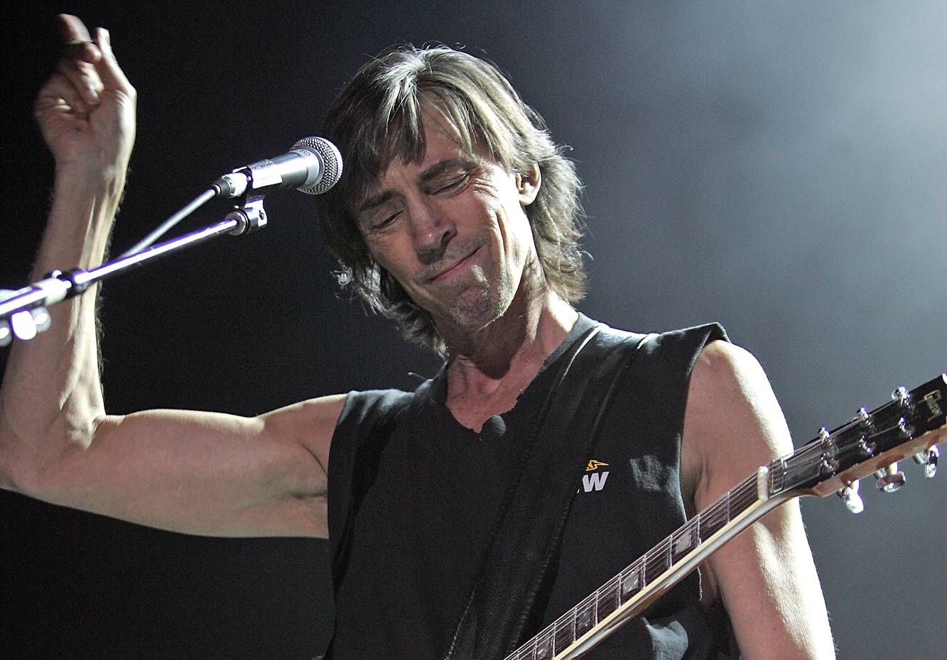 Tom Scholz preforms with his band Boston in a tribute to Brad Delp