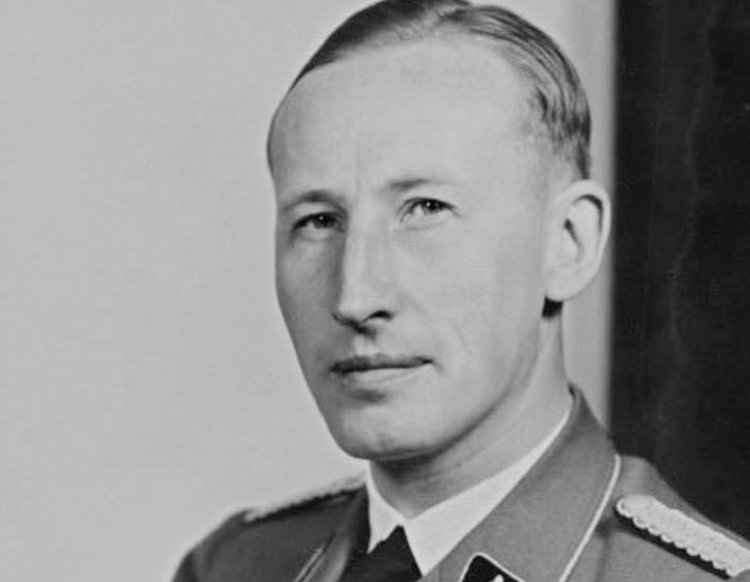 Photo of Reinhard Heydrich in a uniform