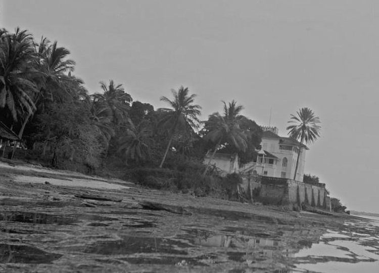 Zanzibar A Seaside Palace Of The Sultan