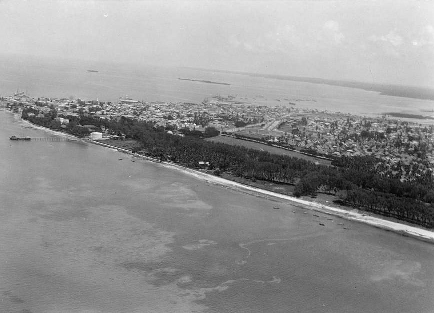 Approaching the island Zanzibar from the north