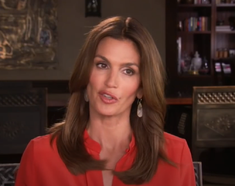 Screenshot from Cindy Crawford from Who Do You Think You Are (2010-)