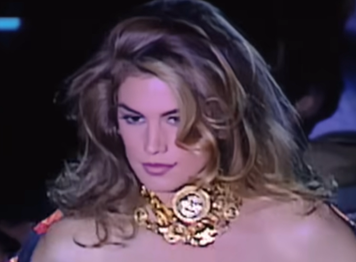 Screenshot from Cindy Crawford from - The Super Models (2023)