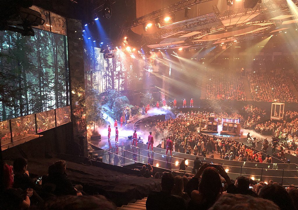 Calvin Harris performing at the 2019 Brit Awards