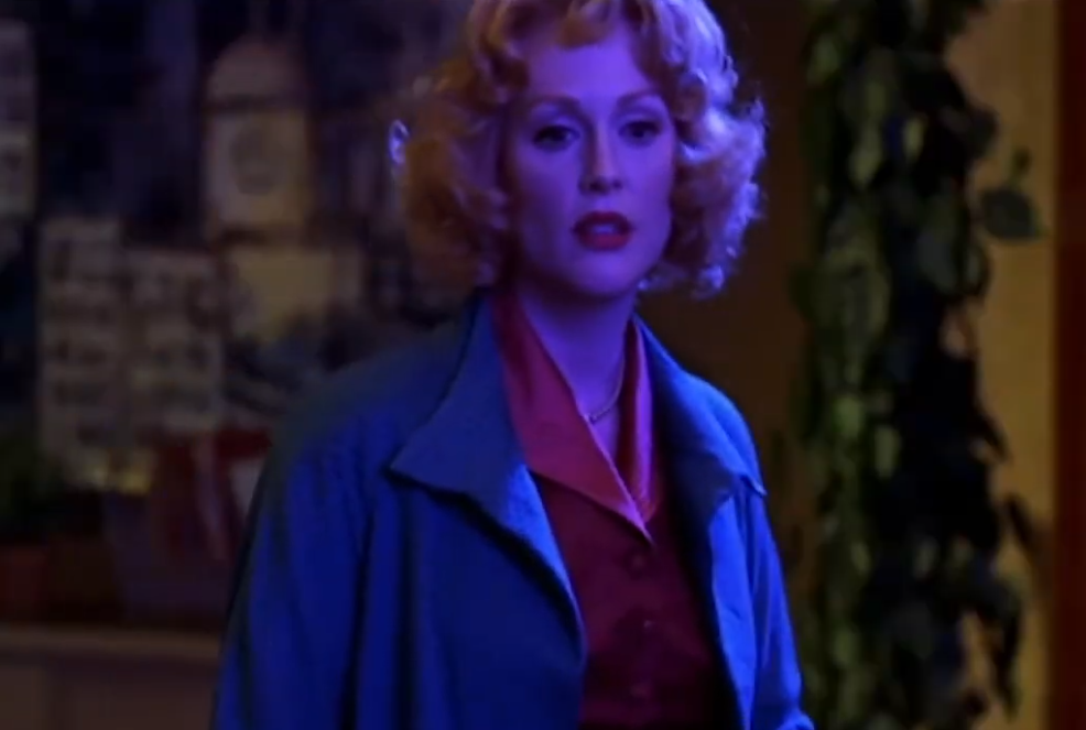 Screenshot from the movie Far From Heaven (2002)
