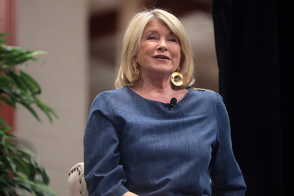 Martha Stewart speaking with attendees at the 2019 Maricopa Home and Garden Show