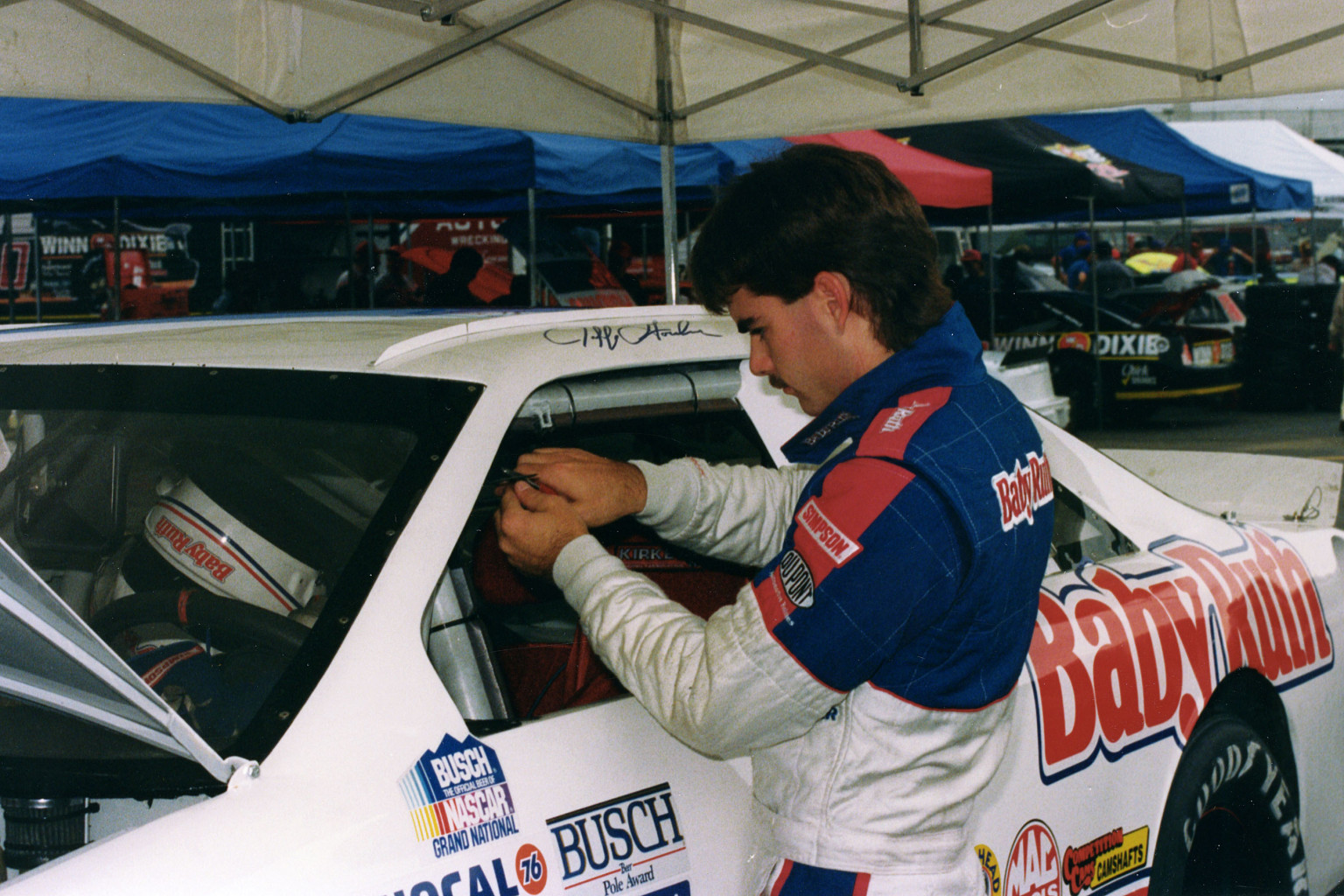 Gordon Races The Wild Life Of Jeff Gordon, NASCAR’s “Wonder Boy”