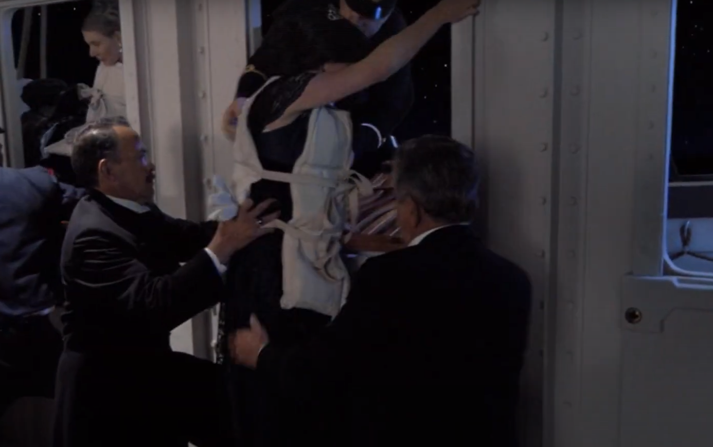 A screenshot of the movie Ghosts of the Abyss