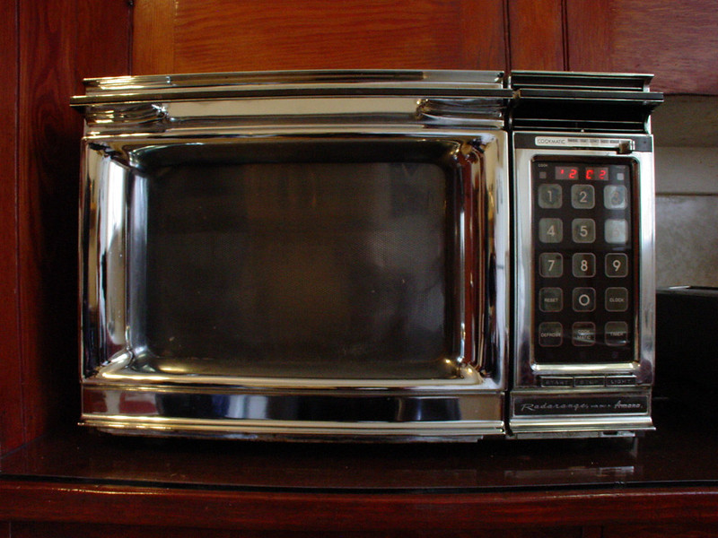 Microwave oven from 1970's