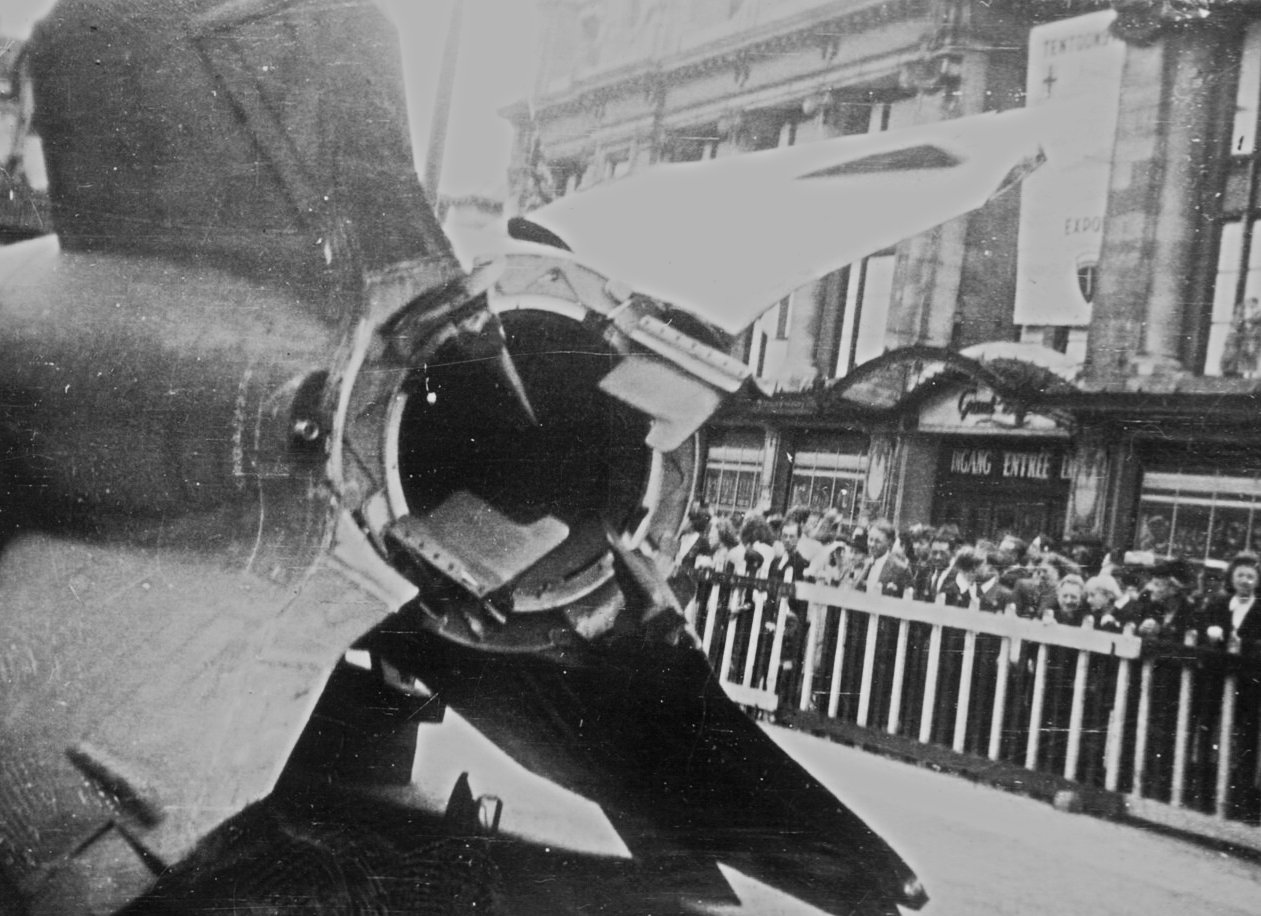 The V-2 rocket the first ballistic missile