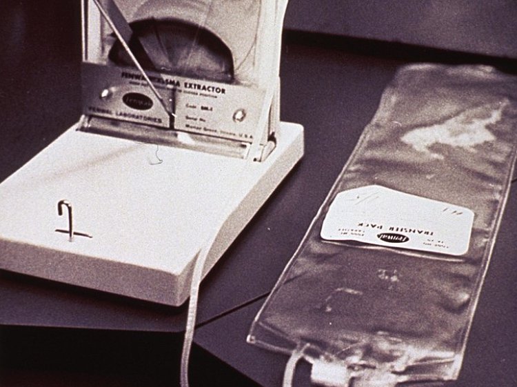 Plasma Transfer Pack And Extractor Apparatus