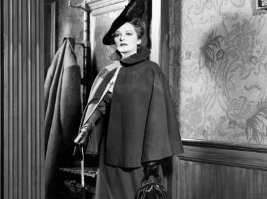 Photograph of Tallulah Bankhead as Regina Giddens in The Little Foxes